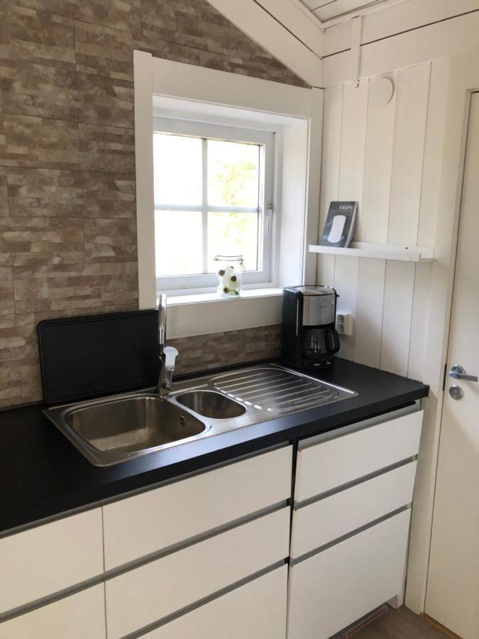 Haellestrand Cottage -Sillen Strömstad Esterno foto