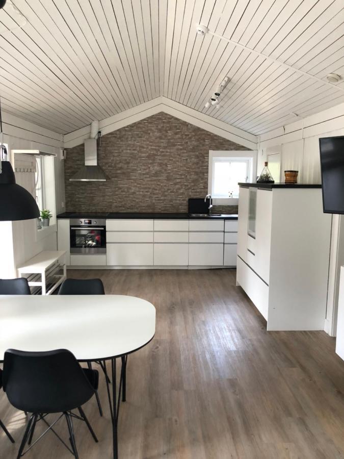 Haellestrand Cottage -Sillen Strömstad Esterno foto